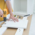 We współczesnych czasach bardzo multum osób poświęca swój wolny czas przed telewizorem